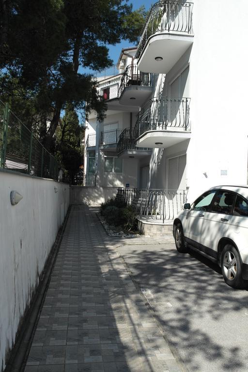 Apartments Laci Crikvenica Exterior foto