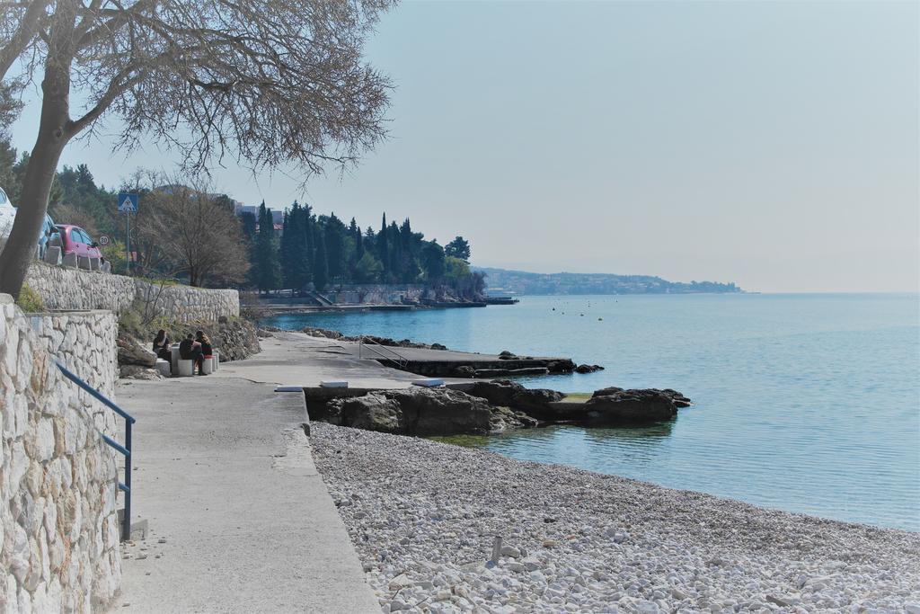 Apartments Laci Crikvenica Exterior foto
